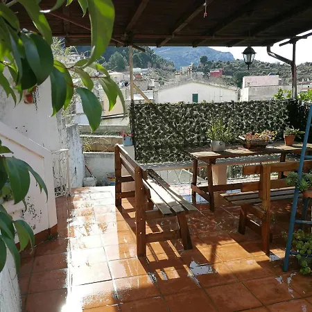 Casa Sa Cheiedda Feriehus *